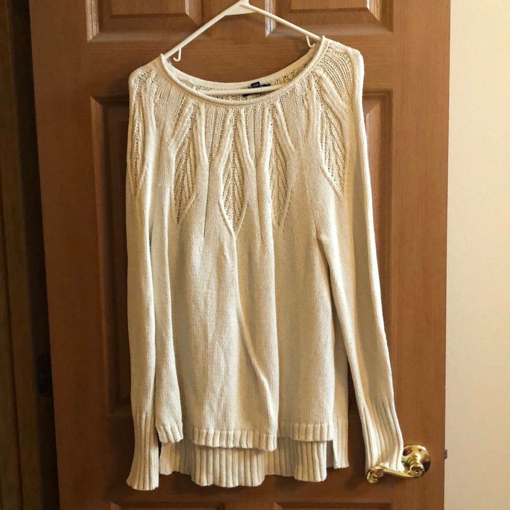 Chaps cream colored long sleeve sweater